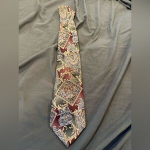 Vintage 70s Bill Blass Silk Tie Baroque Floral Designer ornate Paisley pattern